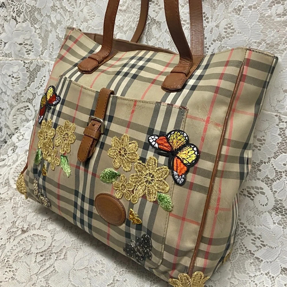 Burberry Nova Check Hand-Shoulder Bag Tote - Picture 3 of 15